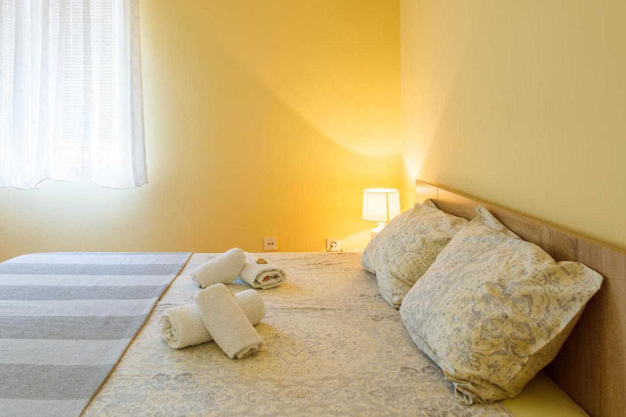 Apartman Bogojevic Golubac Exteriör bild