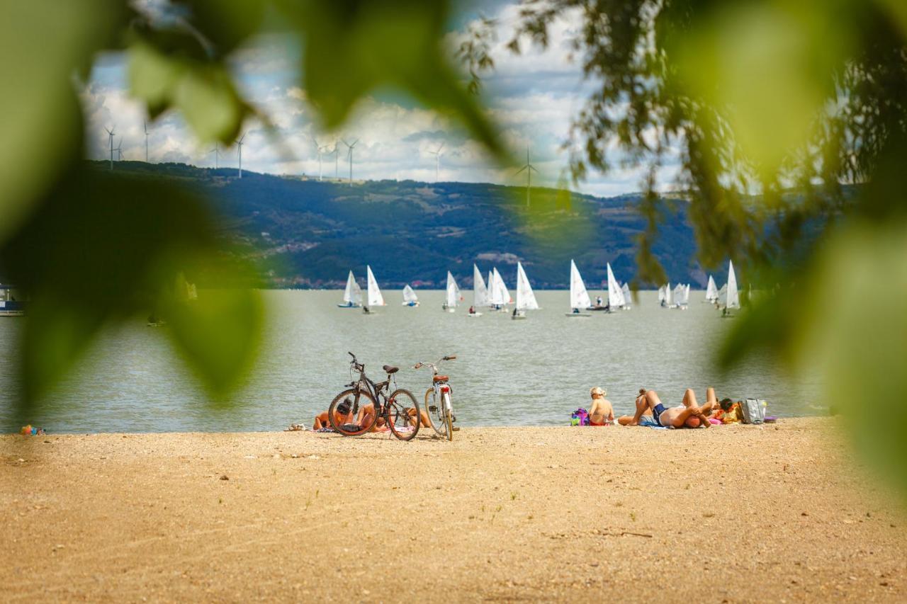 Apartman Bogojevic Golubac Exteriör bild